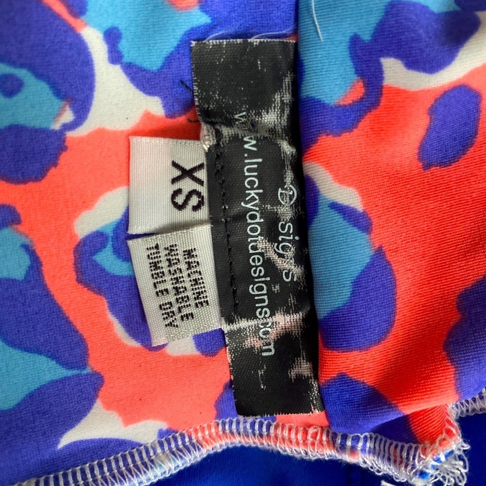 Designs Skort - XS red , blue, nylon spandex - Picture 3 of 5
